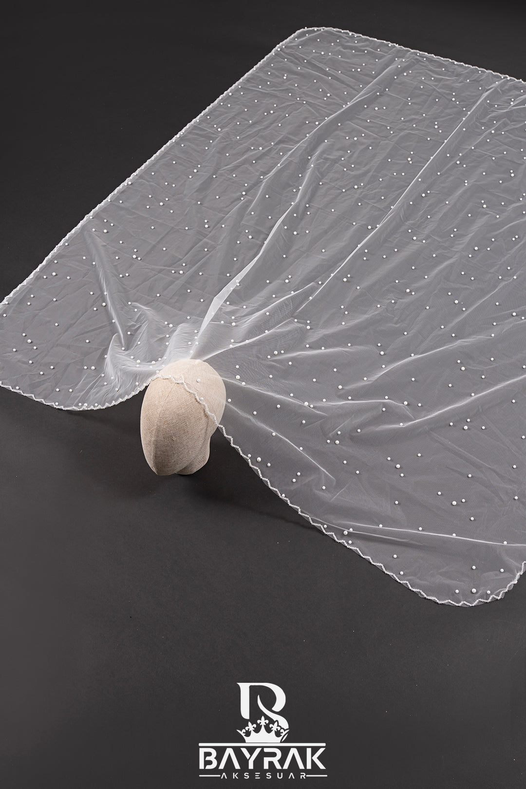 ELEGANCE - 435 - / Fake Pearl Bridal Veil