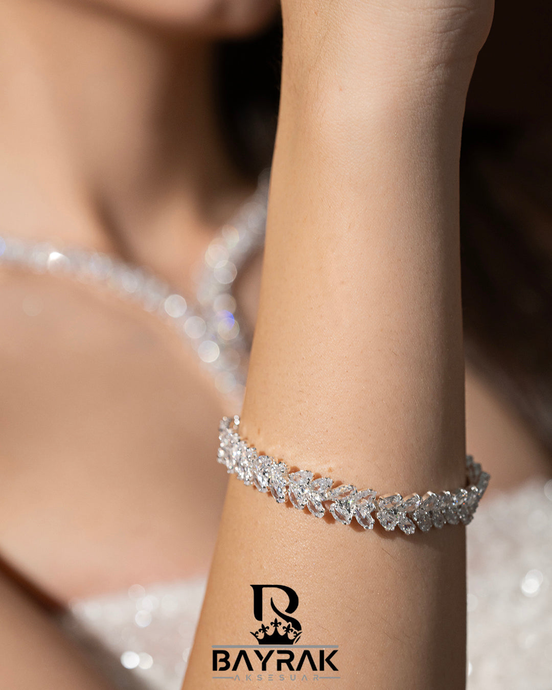 LB 2515 | Zirkon Taşlı Takı Seti