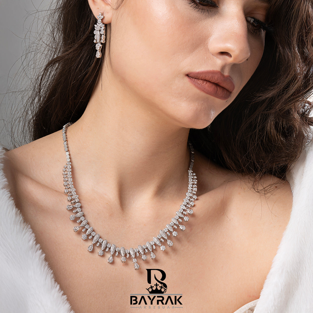 ILARIA - 625 - / Zircon Stone Bridal Set