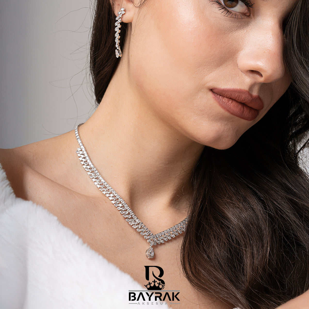 ILARIA - 650- / Zirkon Taşlı Takı Seti