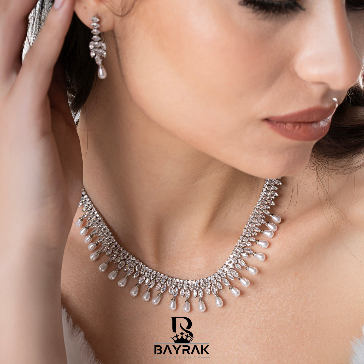 ILARIA - 645 - / Zircon Stone Bridal Set