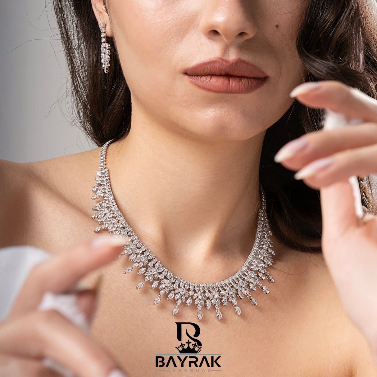 ILARIA - 660 - / Zirkon Taşlı Takı Seti