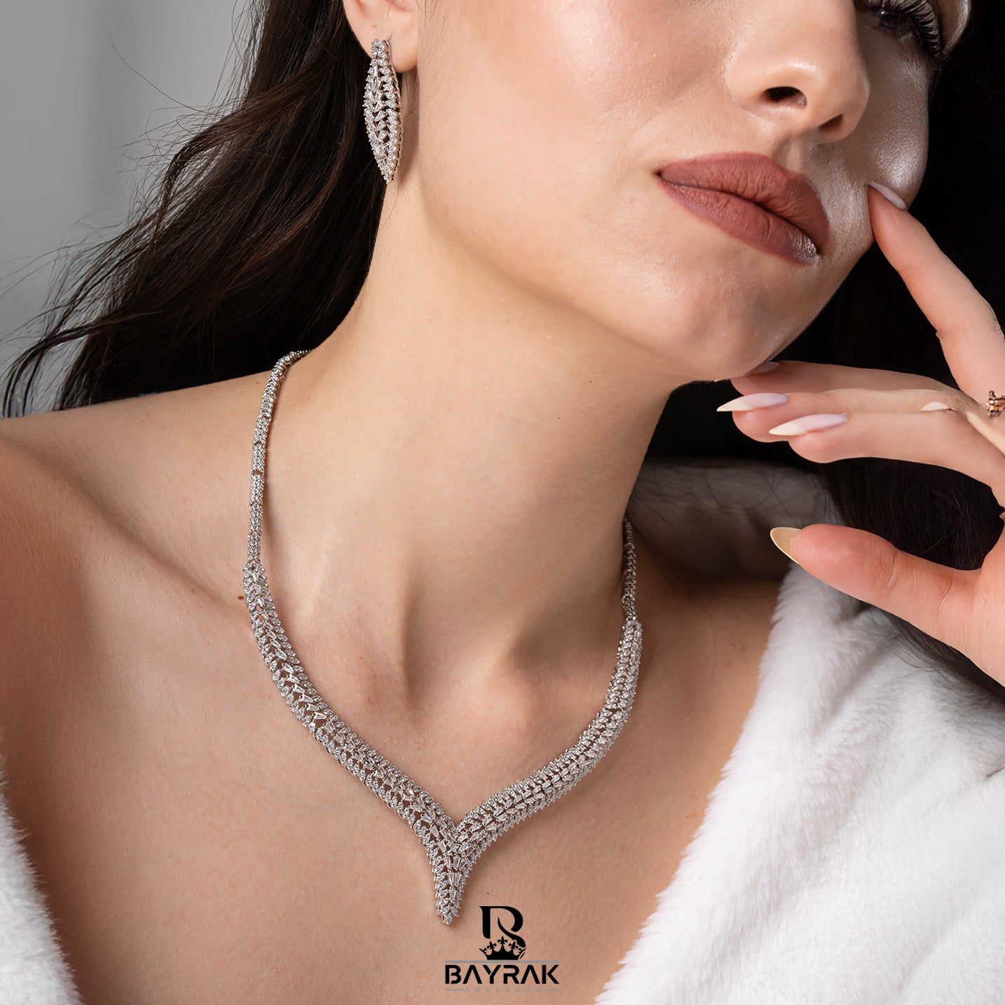 ILARIA - 835 - / Zircon Stone Bridal Set