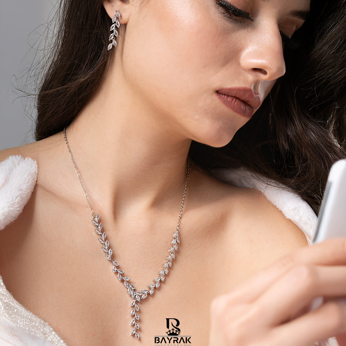 ILAIRA - 145 - / Zirkon Taşlı Takı Seti