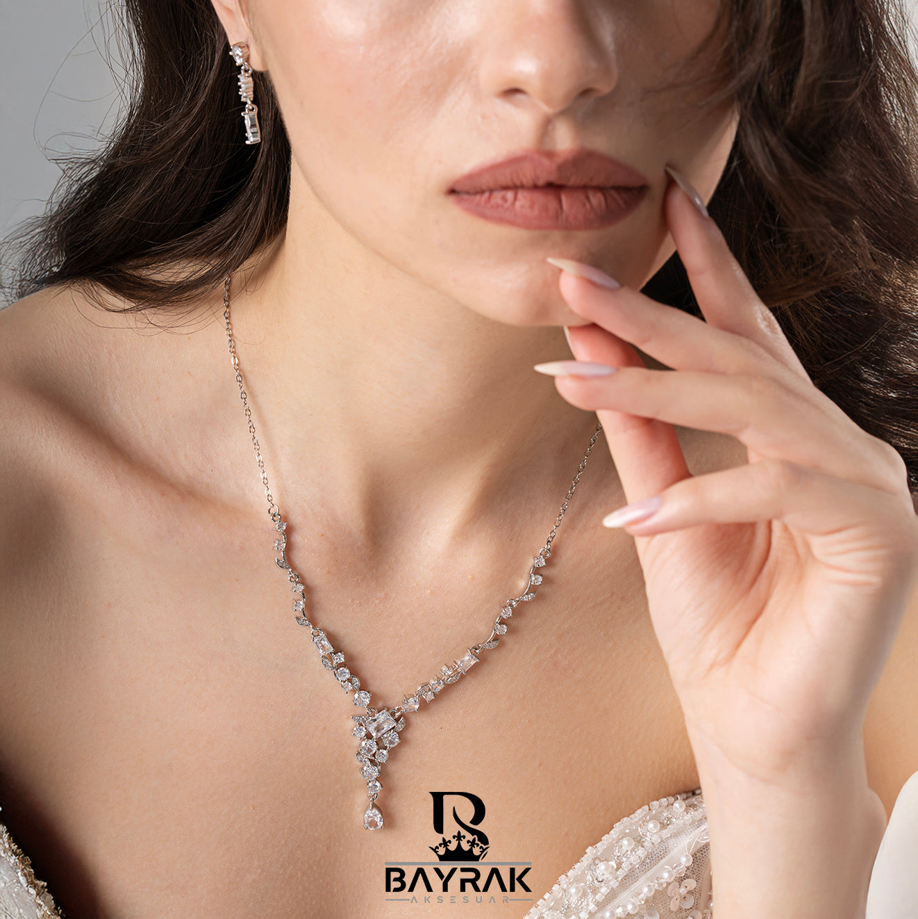 ILARIA - 120 - / Zirkon Taşlı Takı Seti