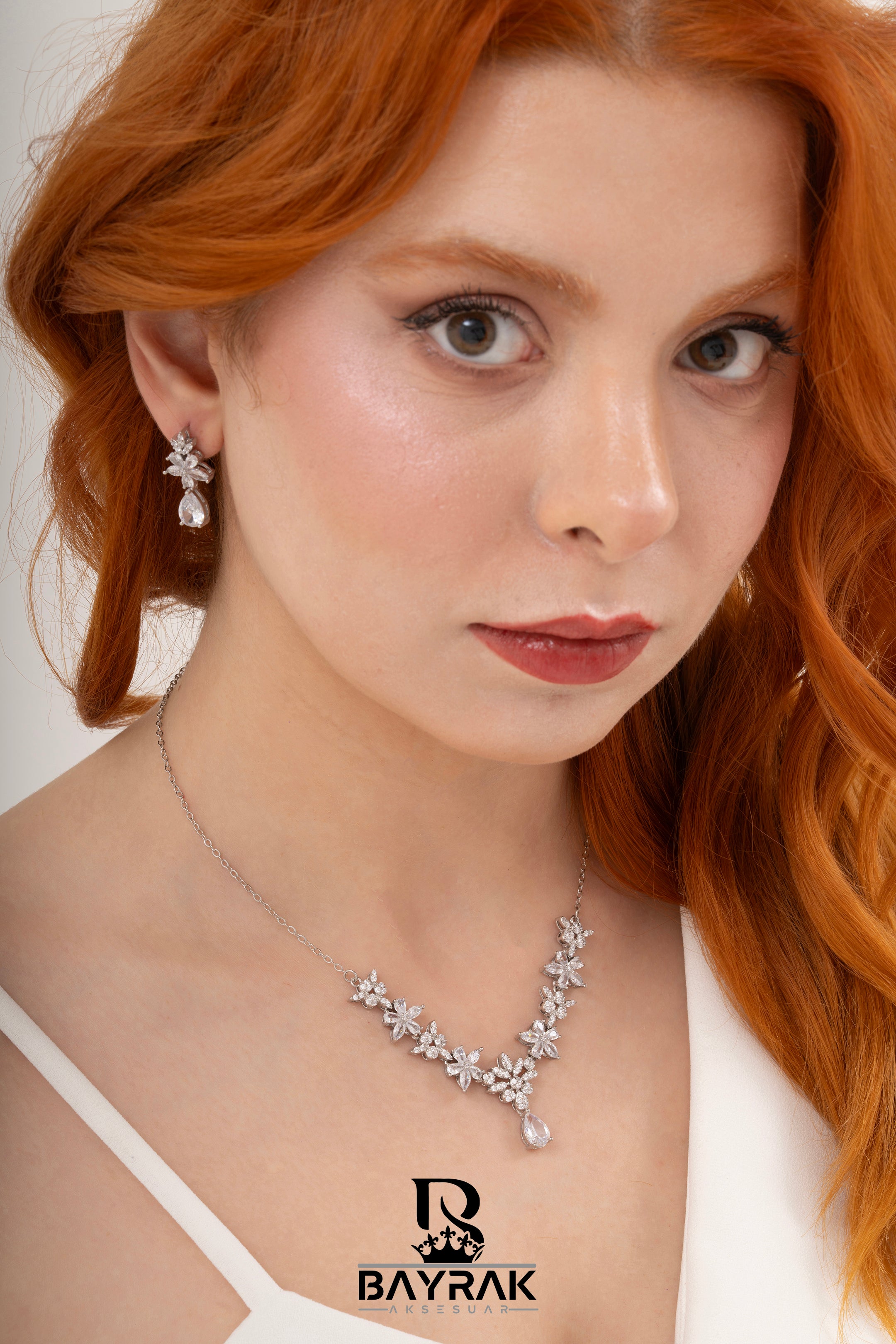 ILARIA - 140 - / Zircon Stone Bridal Set