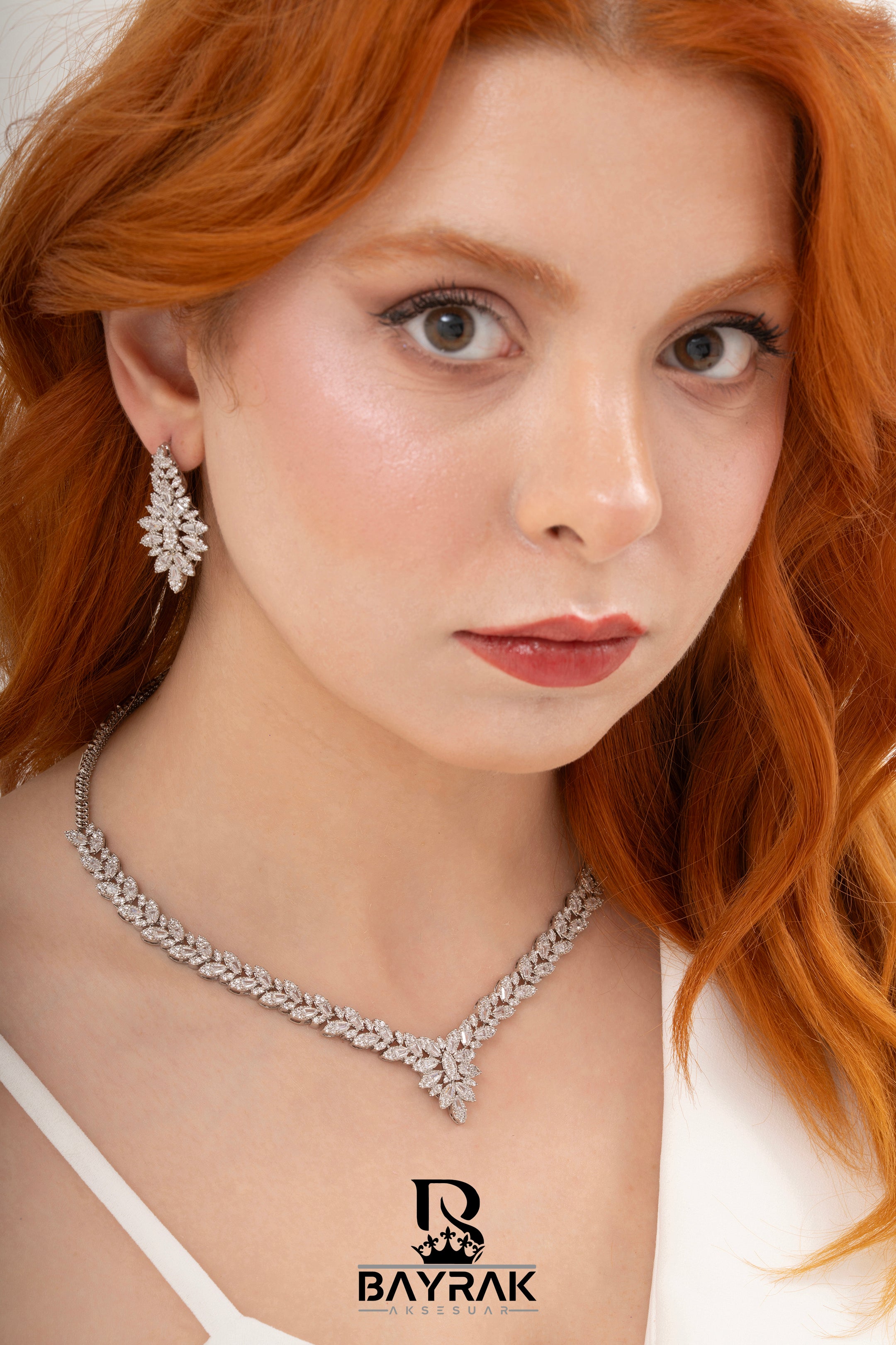 ILARIA - 695 - / Zircon Stone Bridal Set