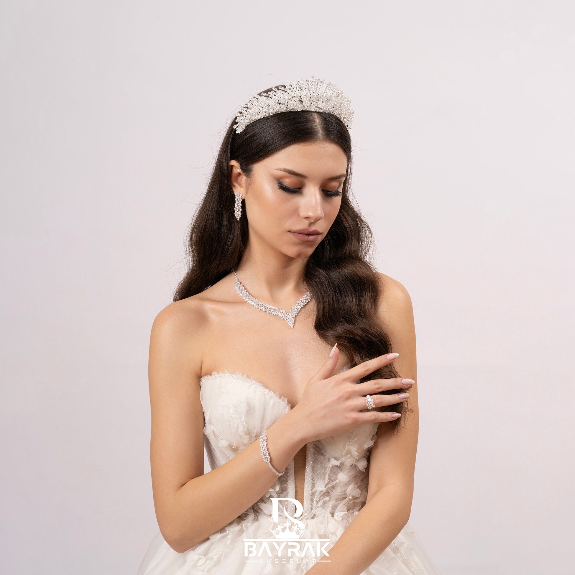 LİA -715- / 3 Boyutlu Zirkon Taşlı Gelin Tacı