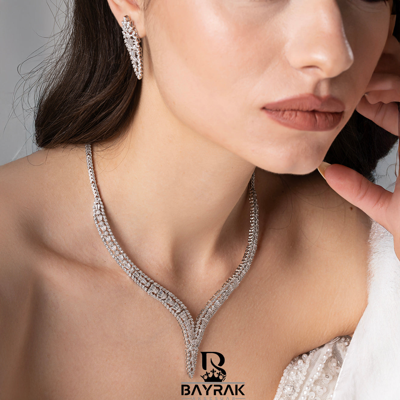 ILARIA - 810 - / Zircon Stone Bridal Set 