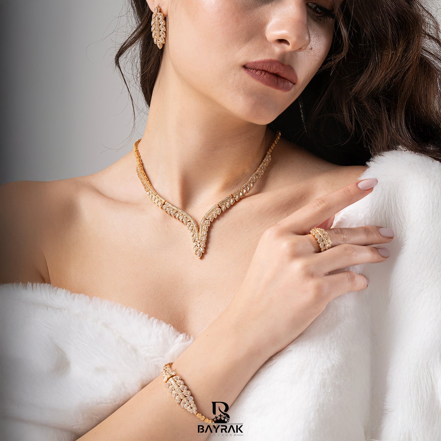 ILARIA - 875 - / Zircon Stone Gold Plated Bridal Set 