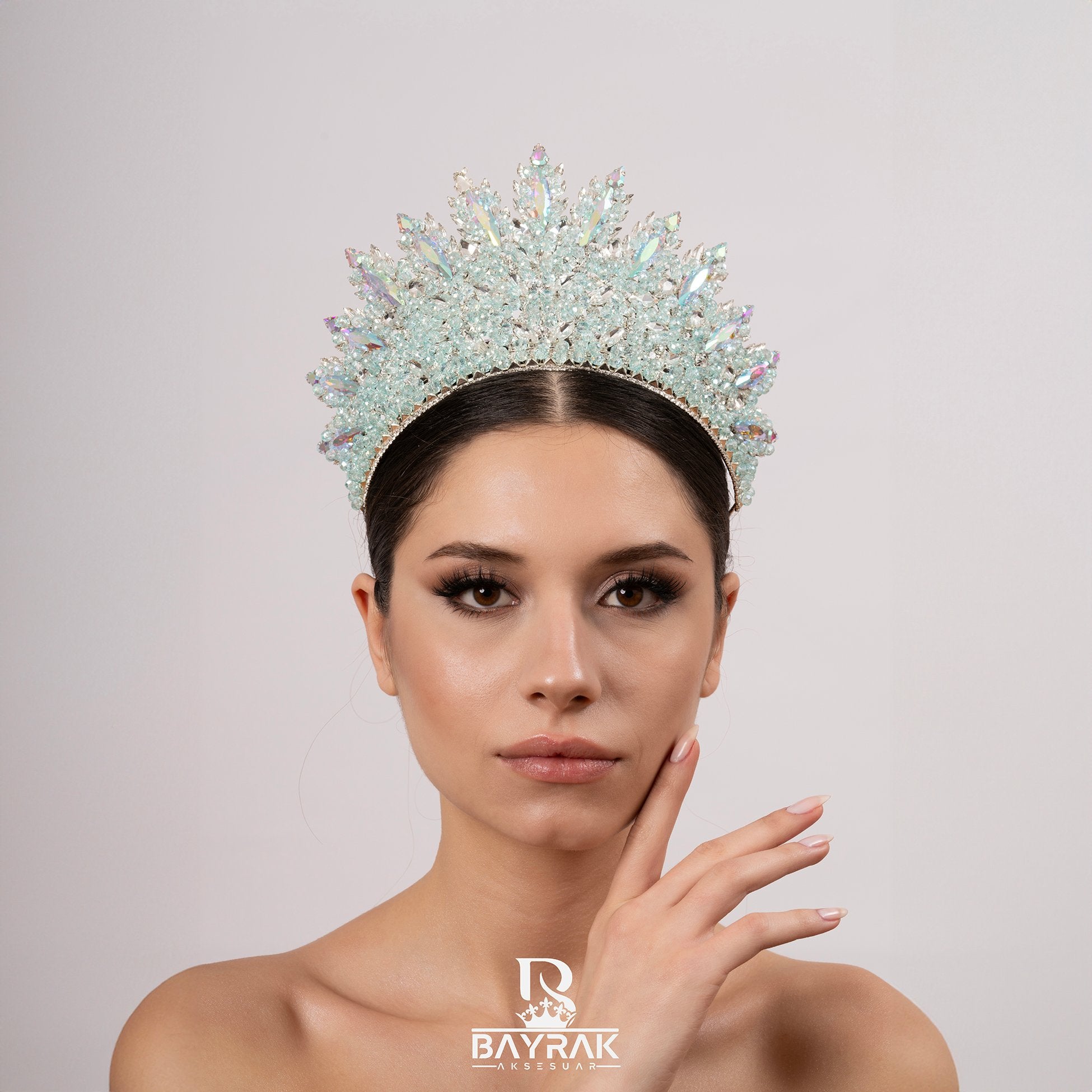 HERA -324- / Henna Crown