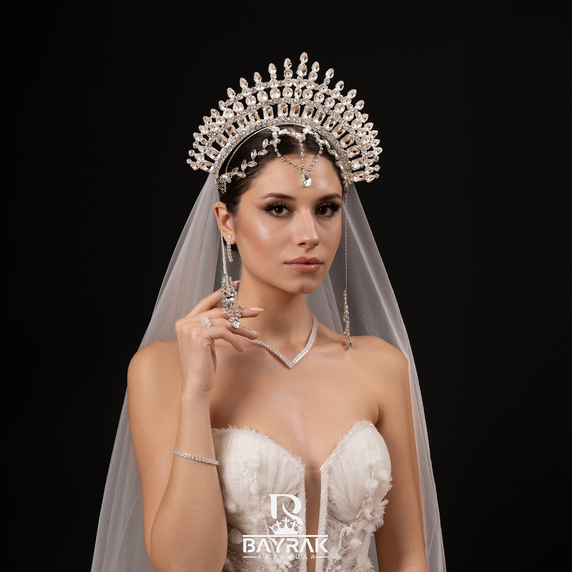 MAIRA -454- BRIDE / Henna Crown