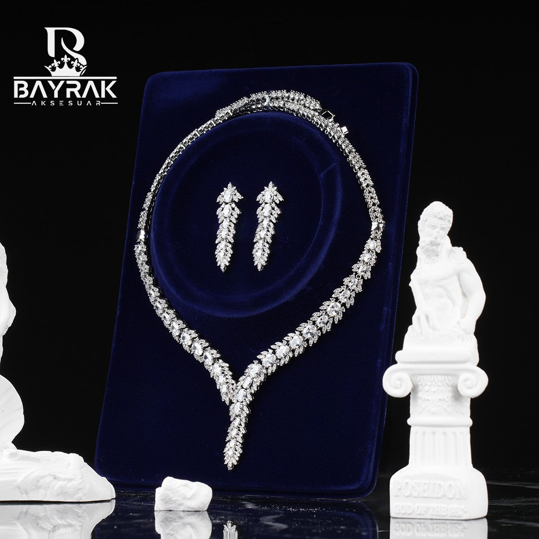 AURA - 735 - / Zircon Stone Bridal Set